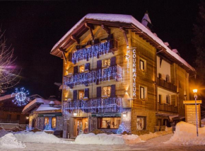 Отель Hotel Courmayeur, Курмайор